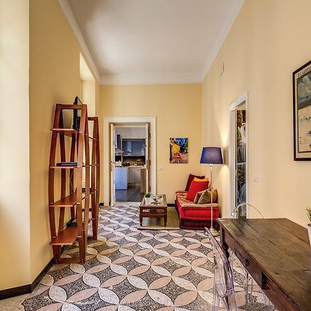 Cavour Colloseum Suite Рим Екстер'єр фото