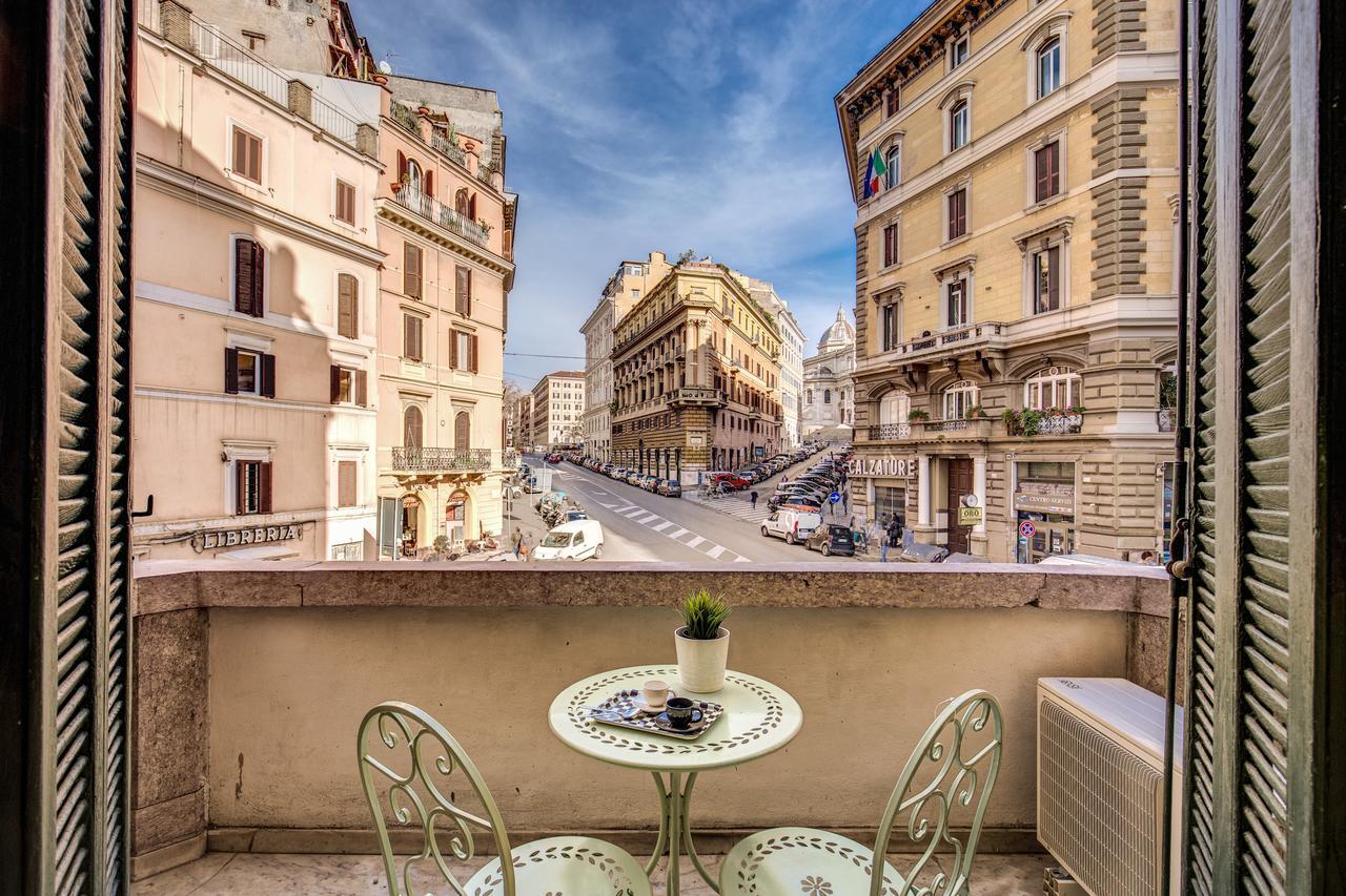 Cavour Colloseum Suite Рим Екстер'єр фото