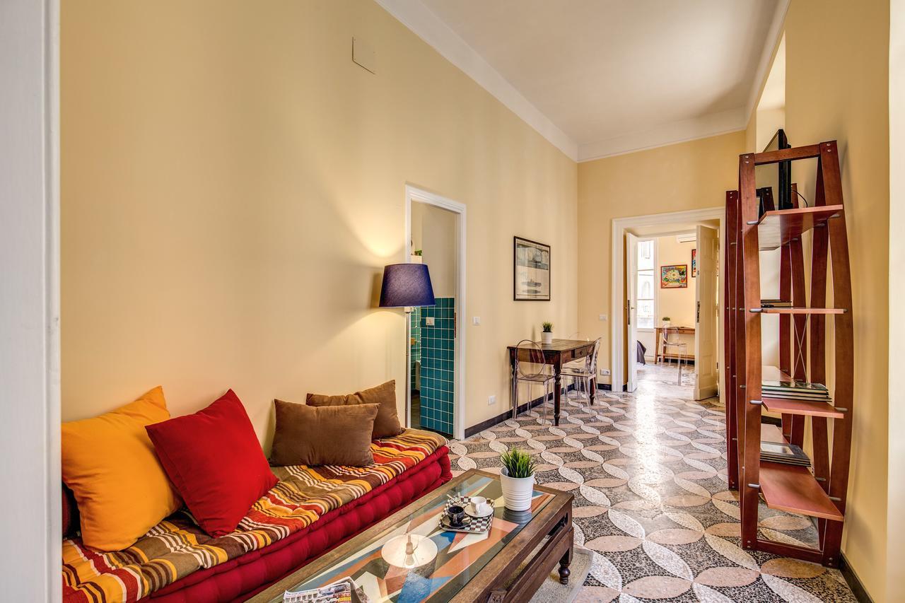 Cavour Colloseum Suite Рим Екстер'єр фото
