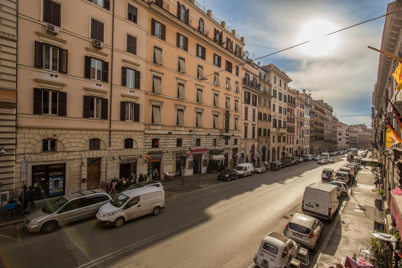 Cavour Colloseum Suite Рим Екстер'єр фото