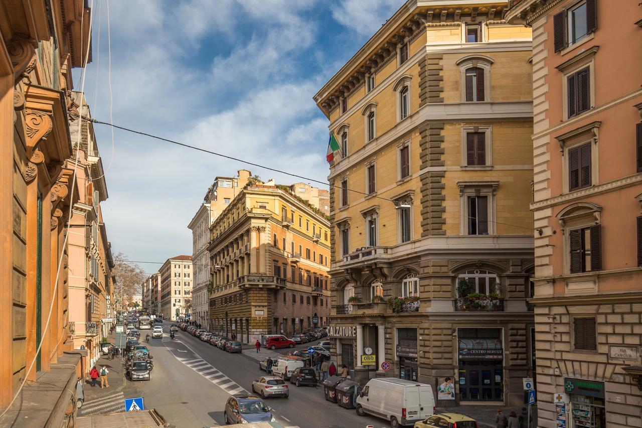 Cavour Colloseum Suite Рим Екстер'єр фото